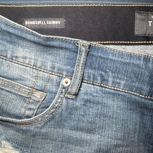 Torrid Bombshell Skinny Blue Jeans sz 16xs